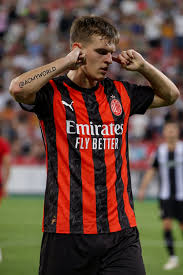 Andrej Kostic til AC Milan
